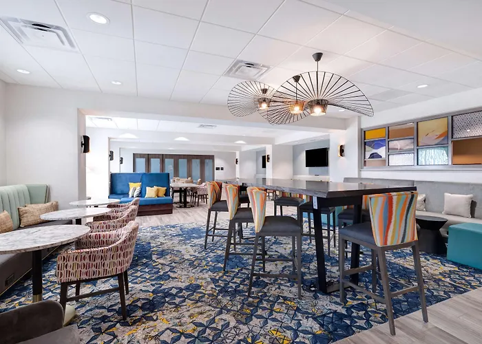 Hotel Hampton Chicago 3*