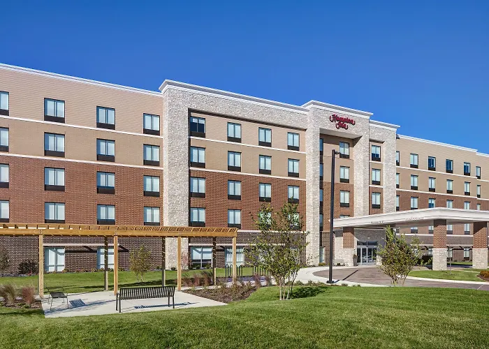 Hampton Chicago Hotel